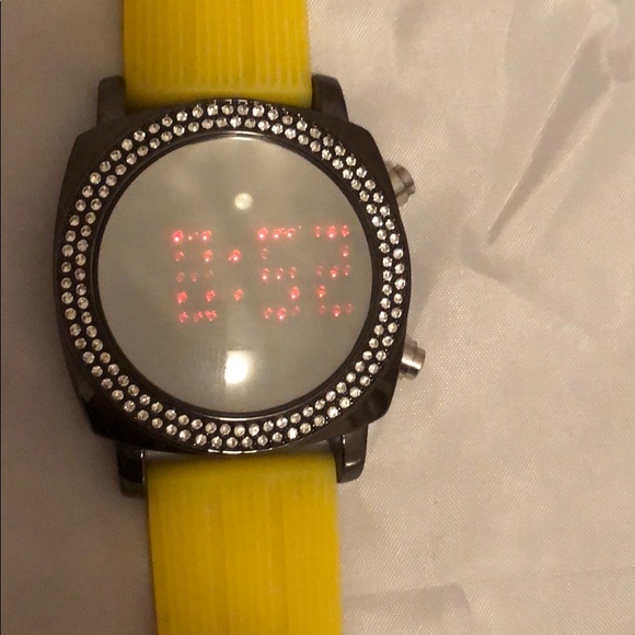 TKO Watch - Picture 7 of 8